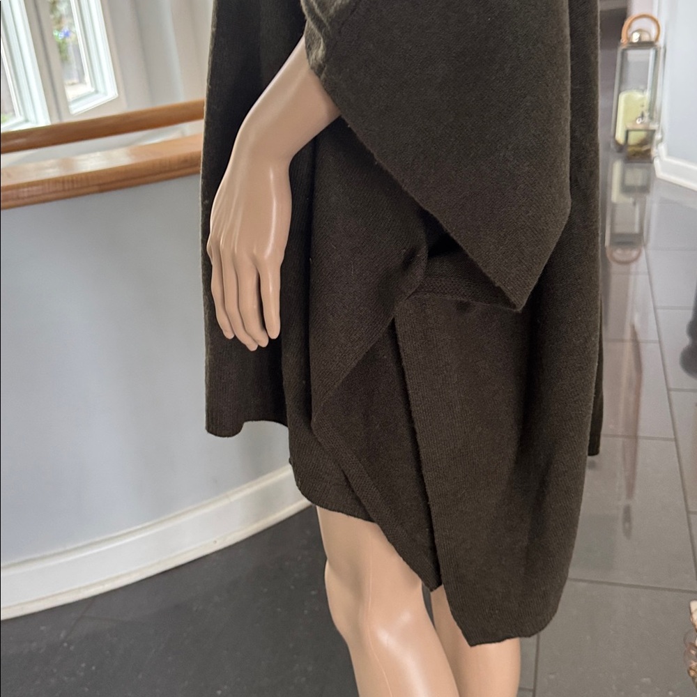 Nordstrom Wool/Cashmere Blend Poncho - Picture 4 of 8